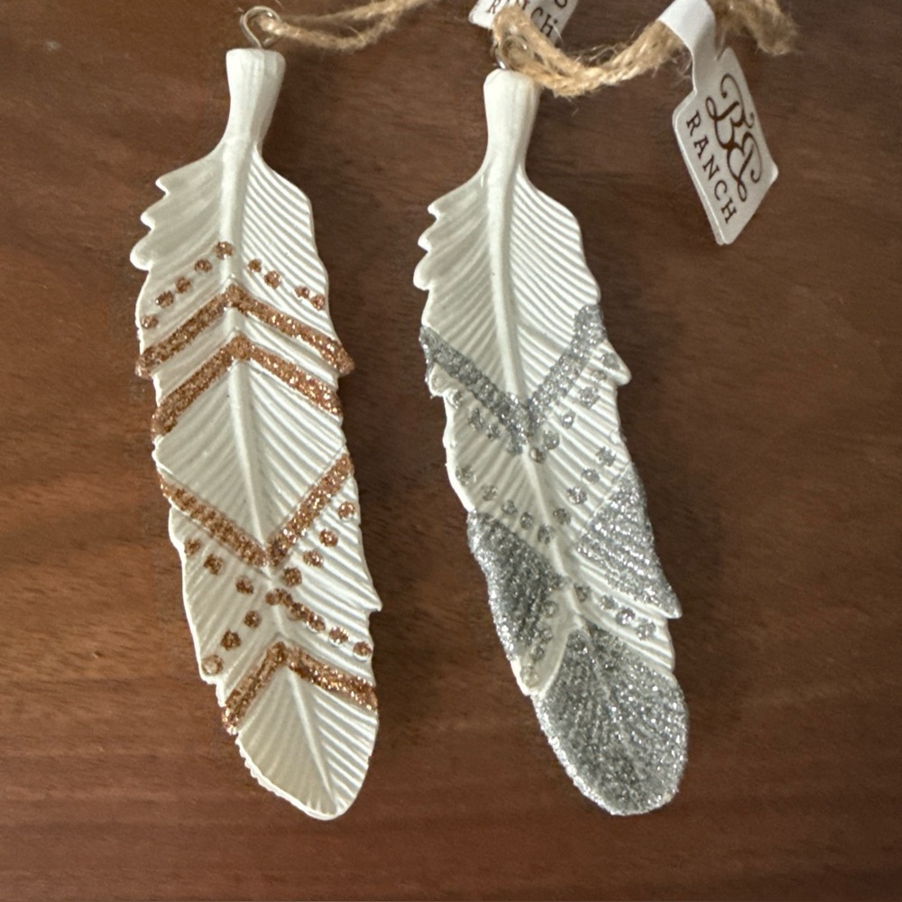 Western glitter feathers Christmas ornament Boot Barn NEW tribal aztec